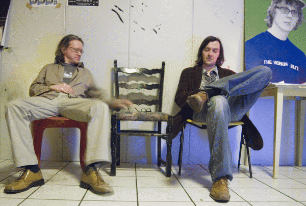 neumann & schlueter entspannen sich in der lobby